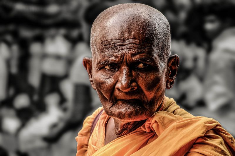 Buddhistický mnich praktikující asketický život. Autor: Kasun Chamara, zdroj: Pixabay