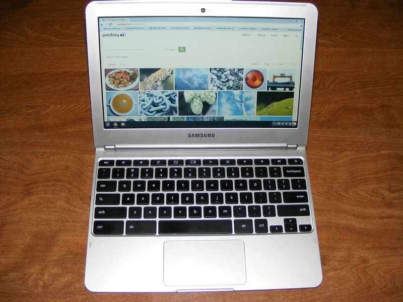 Chromebook od spolenosti Samsung s otevenm prohleem Chrome. Autor: Charles Risen, zdroj: Pixabay