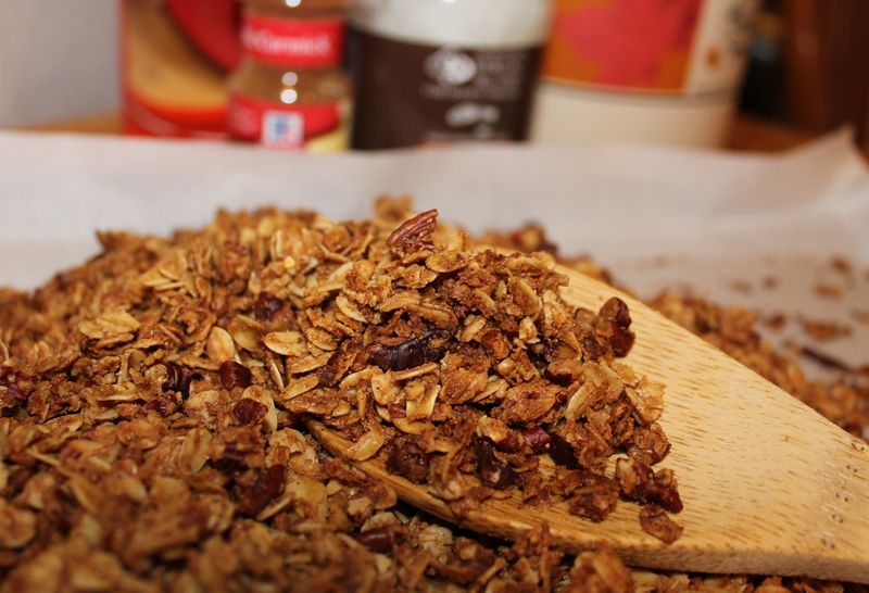 Základem granoly jsou ovesné vločky a skořice. Autor: Genevieve Belcher, zdroj: Pixabay