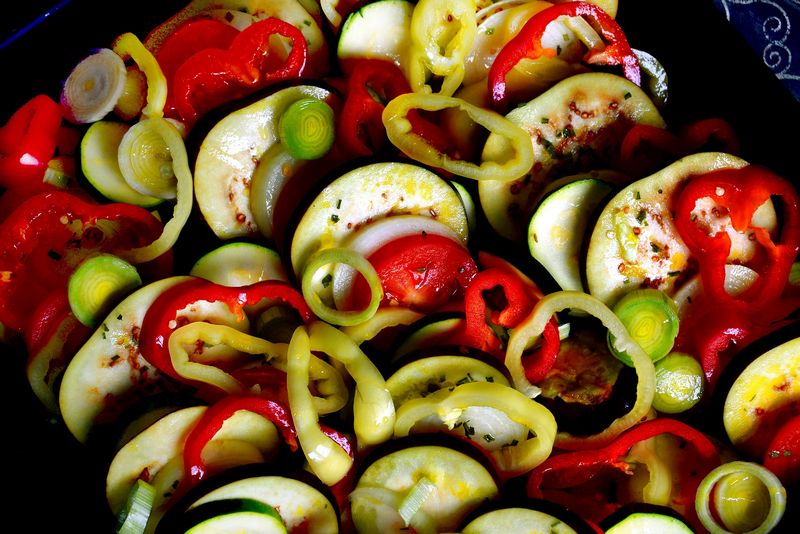 Francouzský pokrm z míchané zeleniny ratatouille. Autor: marijana1, zdroj: Pixabay